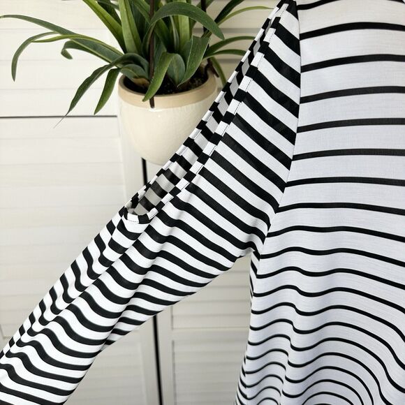 IC‎ by Connie K Black White Stripe Cold Shoulder Blouse Top Lagenlook Size L - Picture 3 of 9